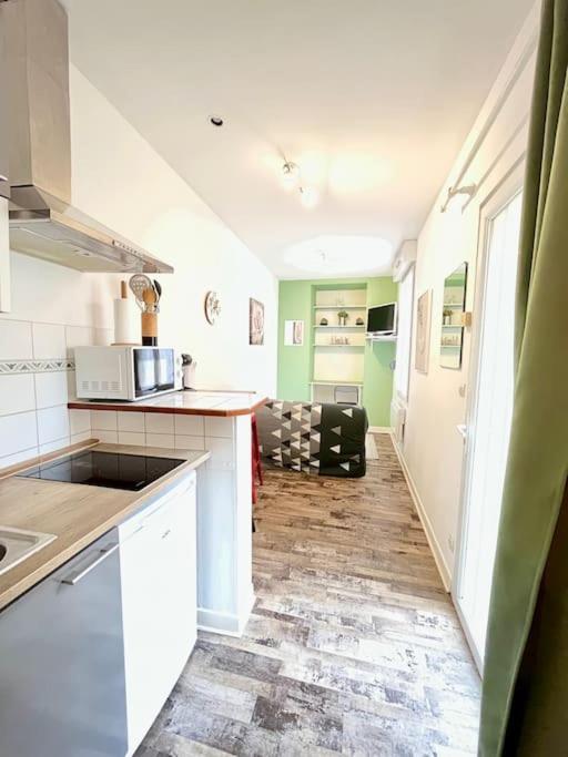 New York - Appartement A Реймс Екстериор снимка