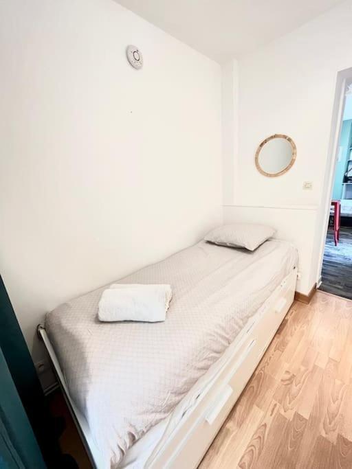 New York - Appartement A Реймс Екстериор снимка