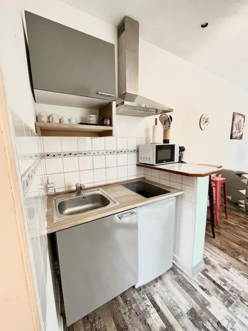 New York - Appartement A Реймс Екстериор снимка