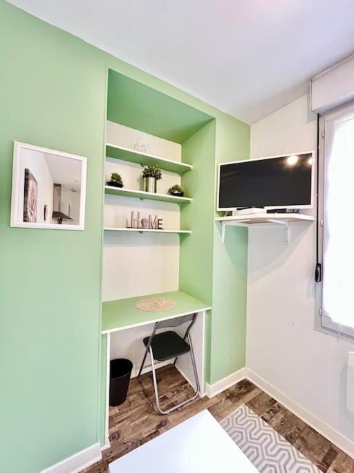 New York - Appartement A Реймс Екстериор снимка